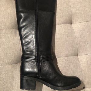 NWT BANDOLINO Wide Calf Black Boots